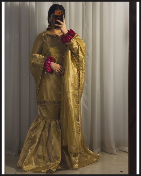 GOLDEN_GHARARA