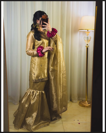 GOLDEN_GHARARA