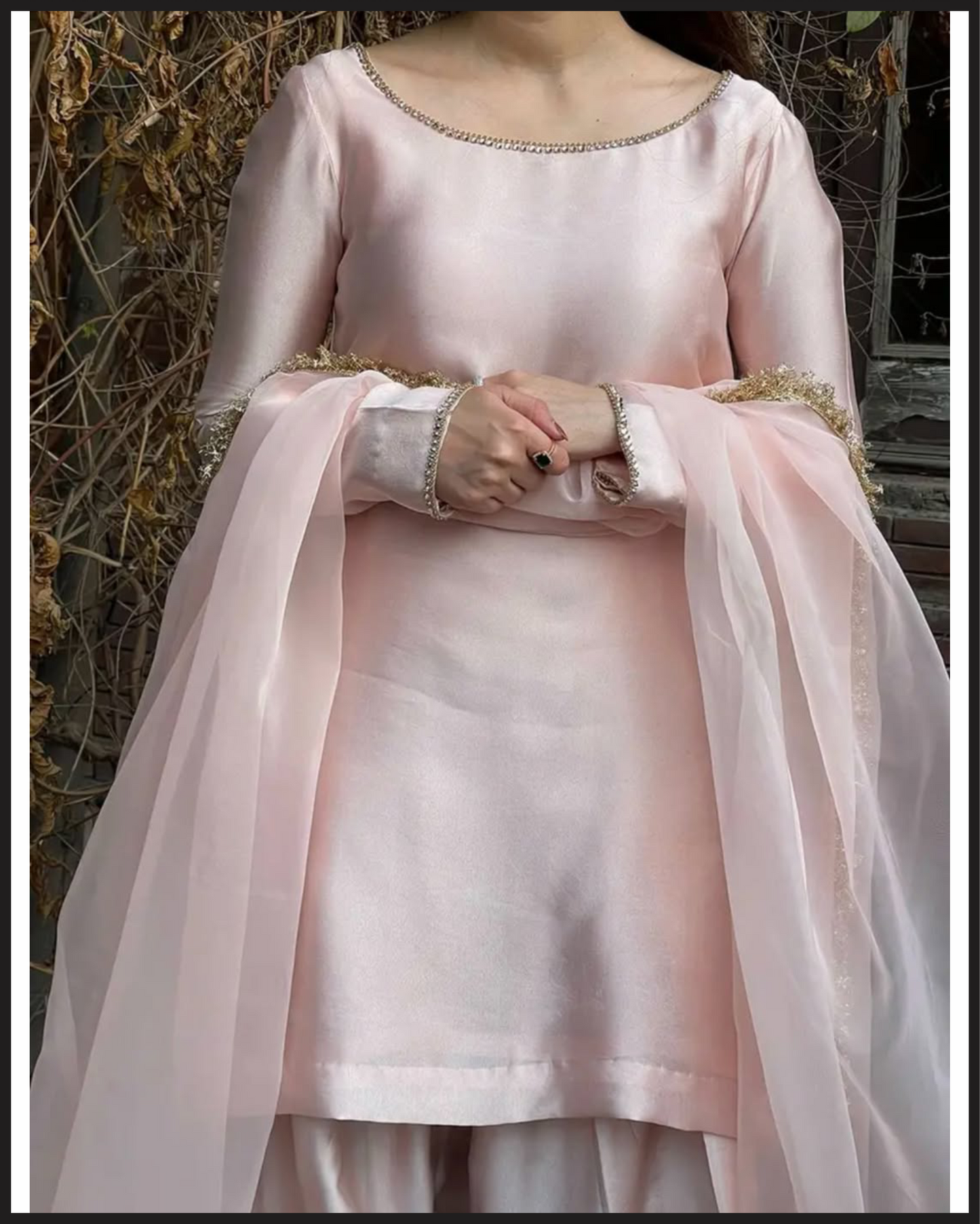 LIGHT_PINK
