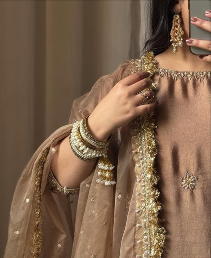 LIGHT_BROWN