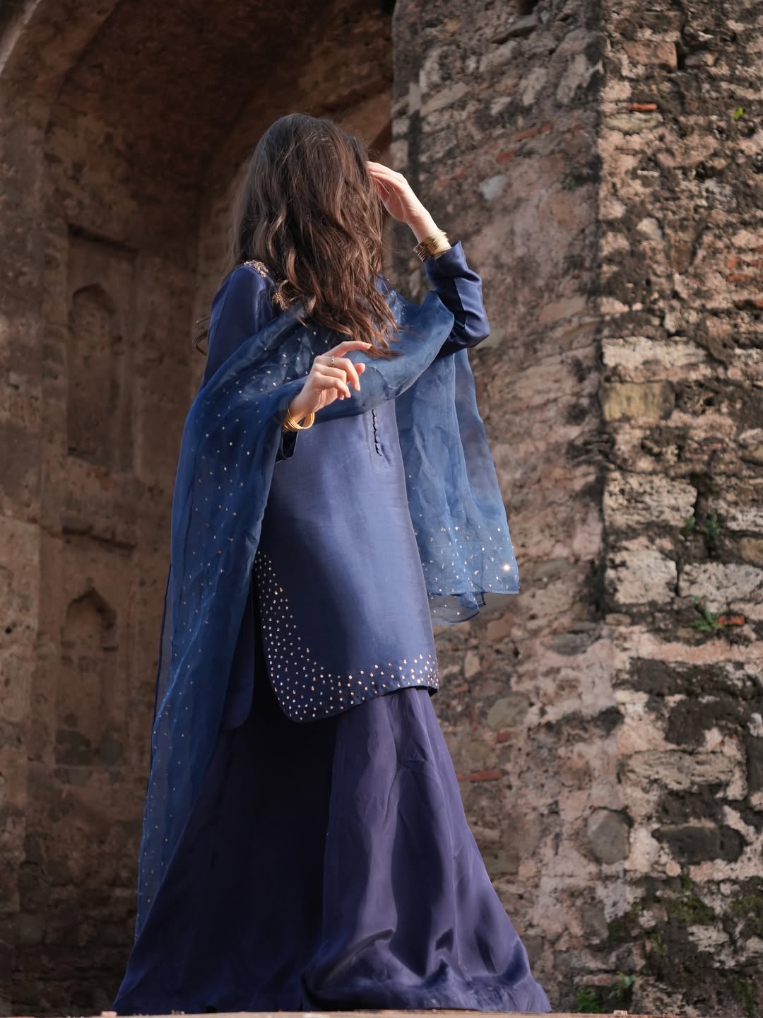NAVY_BLUE