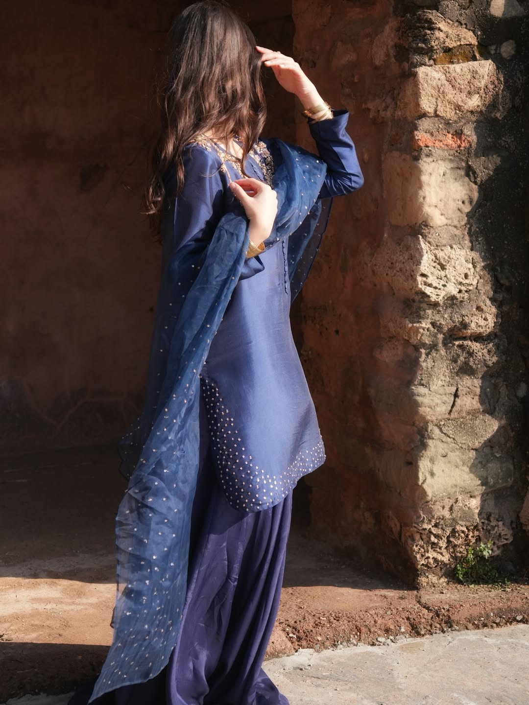 NAVY_BLUE