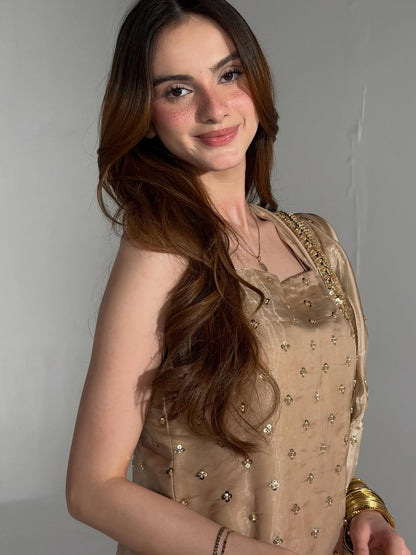 MAHNOOR