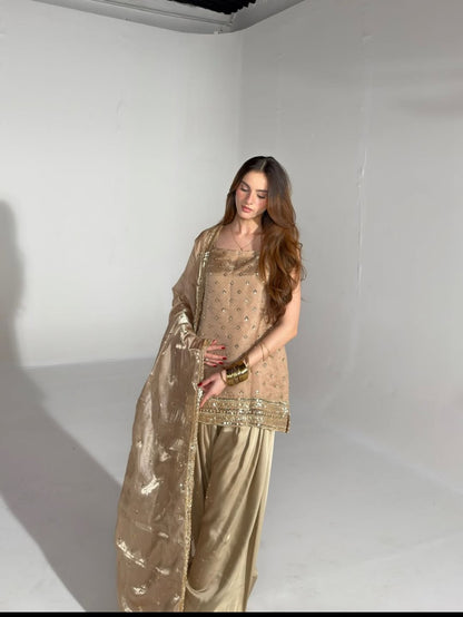 MAHNOOR