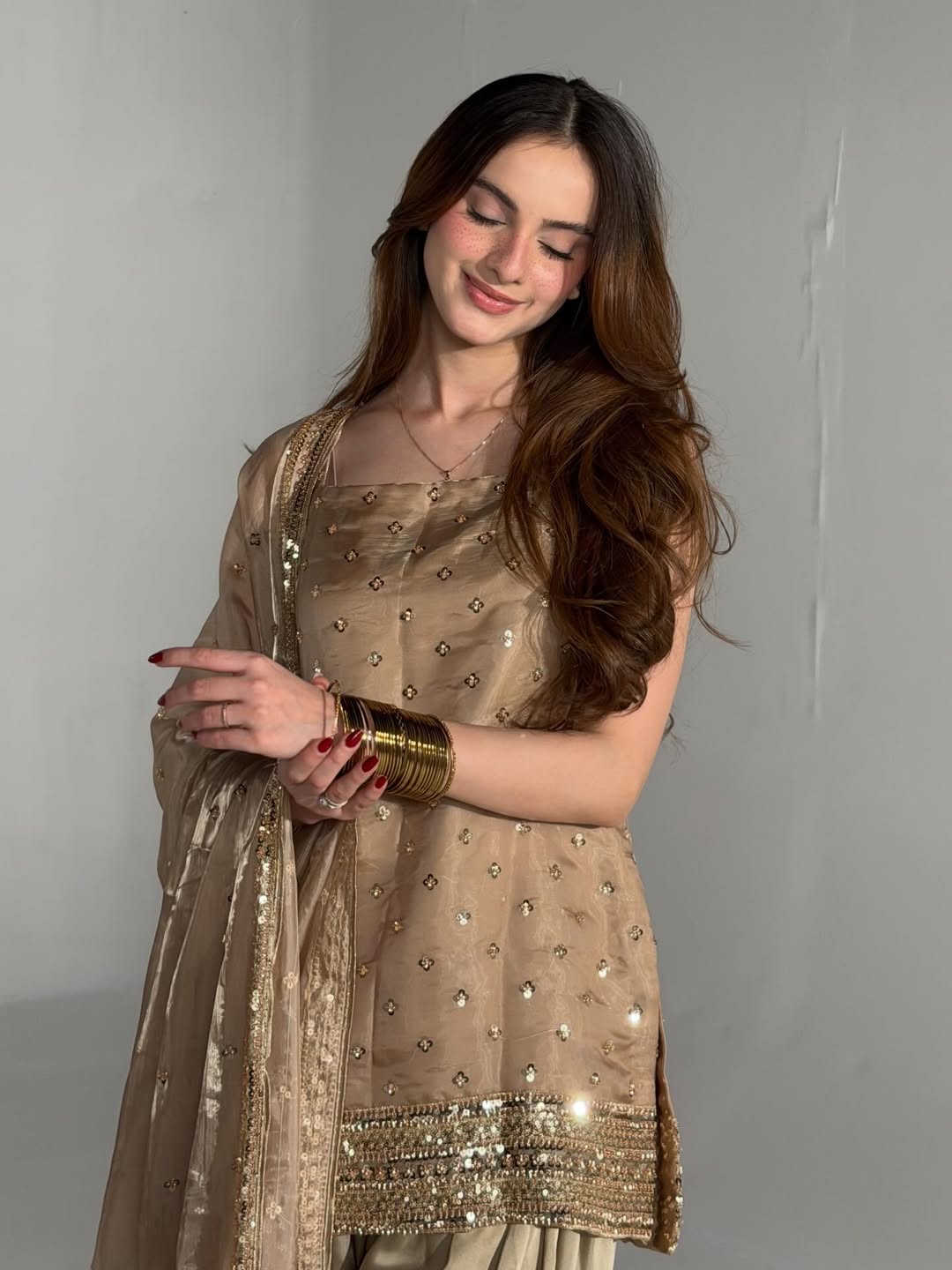MAHNOOR
