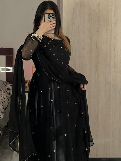BLACK_MAXY